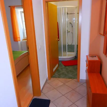 Πανσιόν Gostilna Stara Posta 3*