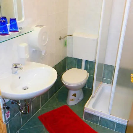 Gostilna Stara Posta 3* Podkraj